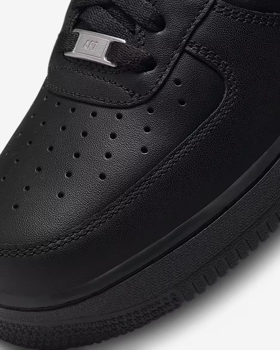 Nike Air Force 1 '07 Low Black Black