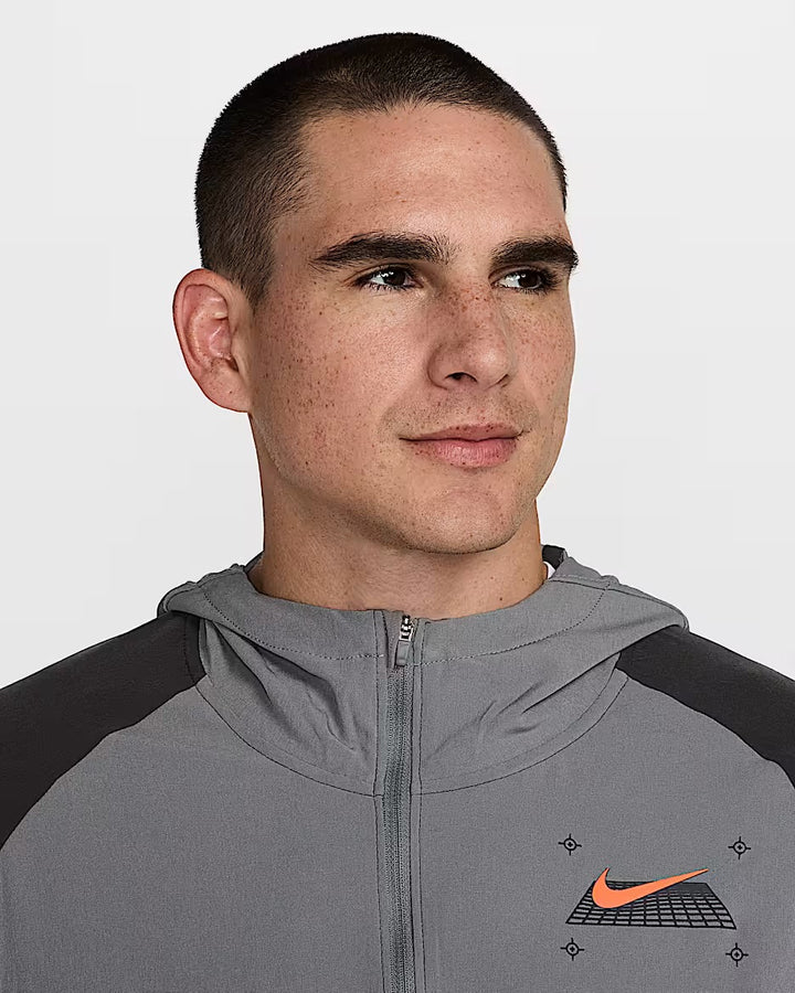 Nike Miler Performance Graphic Running Jacket Black Grey