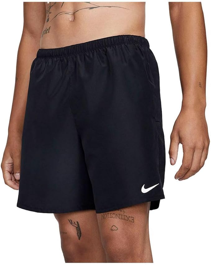 Nike Challenger 7" Shorts Black