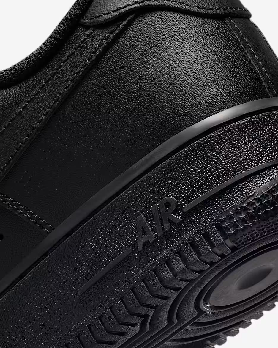 Nike Air Force 1 '07 Low Black Black