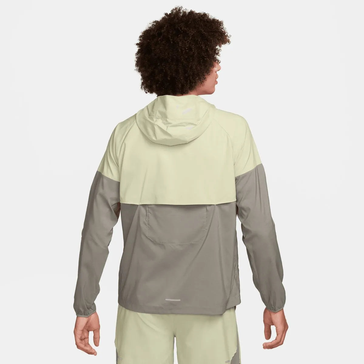 Nike UV Repel Windrunner Jacket Olive Aura