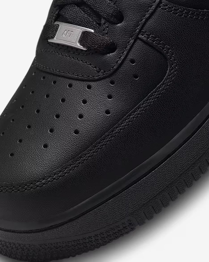 Nike Air Force 1 Low Triple Black