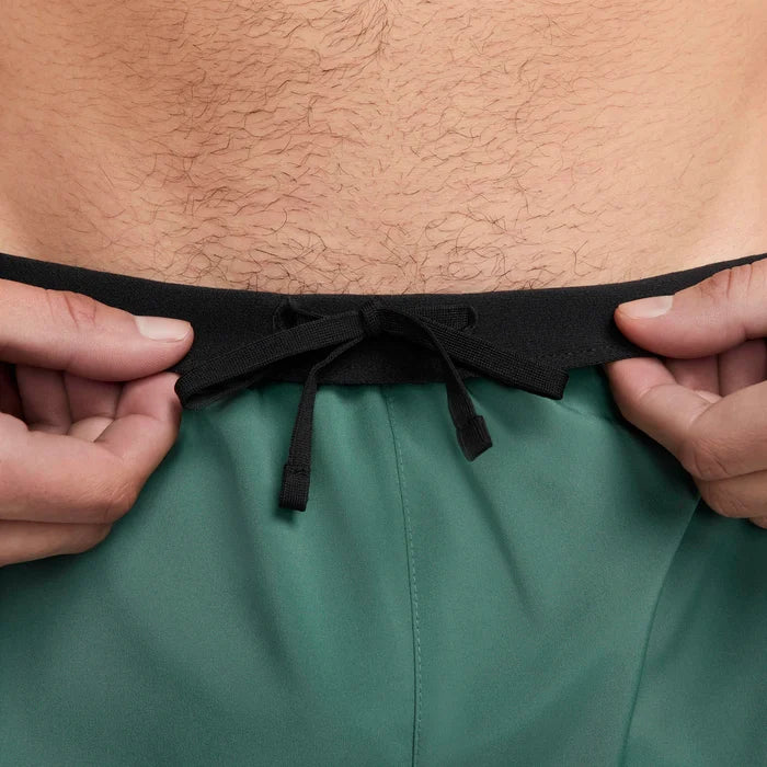 Nike Challenger Flash Shorts Green